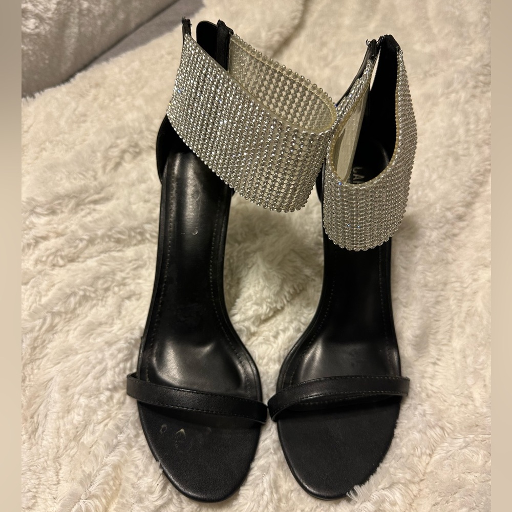 Cape Robbin Heels